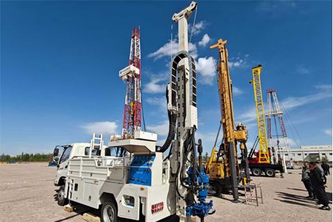 Буровые установки для колонкового бурения и комплектующие